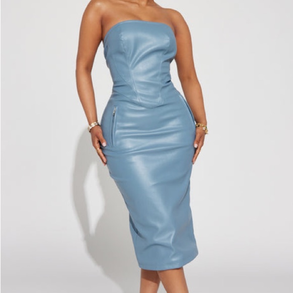 Fashion Nova Strapless Blue Dress